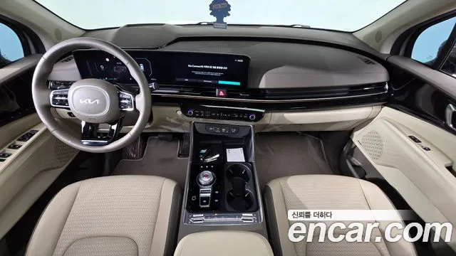 Kia Carnival Generation 4 — Фото автомобиля 6