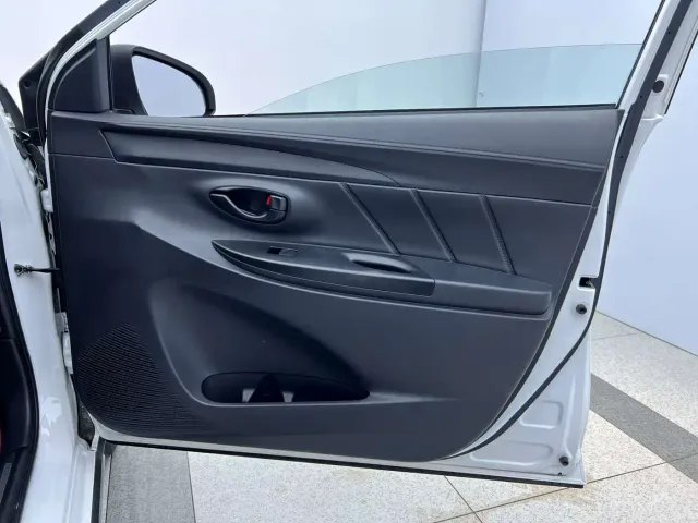 Toyota YARiS L Zhi Xuan — Фото автомобиля 19