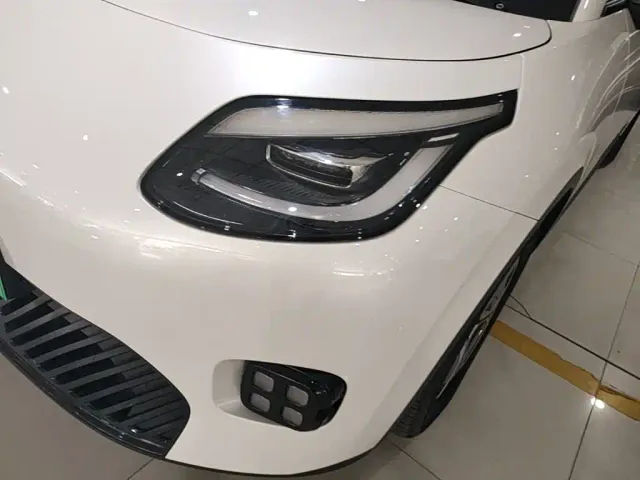 GAC Aion UT — Фото автомобиля 23
