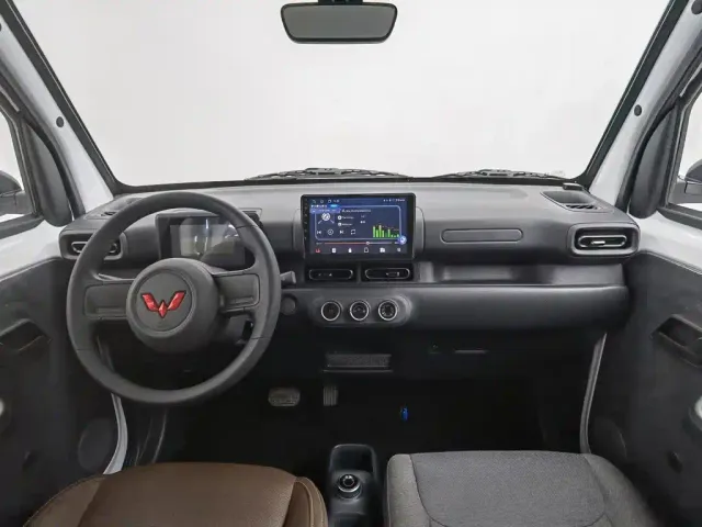 Wuling Zhiguang NEV — Фото автомобиля 5