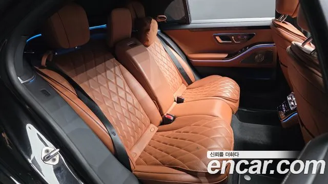 Mercedes-Benz S-Class — Фото автомобиля 3