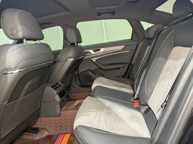 Audi A6L — Фото автомобиля 9