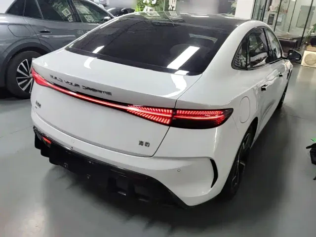 BYD Seal — Фото автомобиля 6