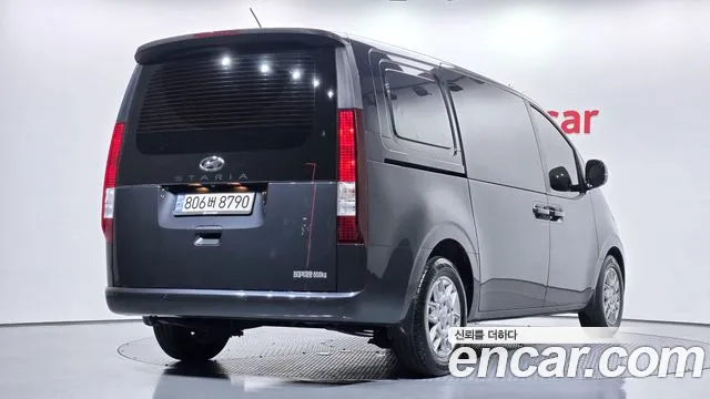 Hyundai Staria Staria Карго 5 мест — Фото автомобиля 2