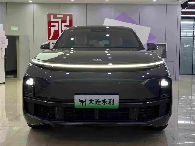 Li Auto L9 — Фото автомобиля 2