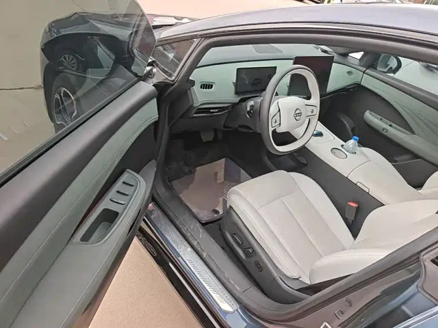 Nissan N7 — Фото автомобиля 15