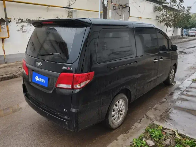 JAC Refine M4 — Фото автомобиля 3