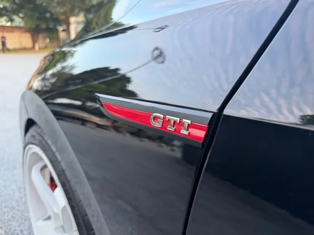 Volkswagen Golf GTI — Фото автомобиля 11