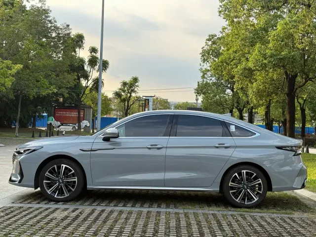 Chery Arrizo 8 — Фото автомобиля 4