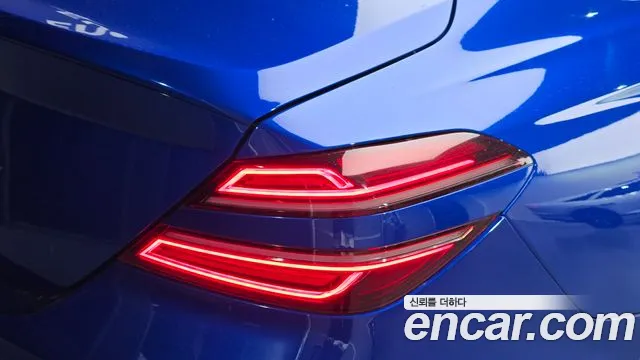 Genesis G70 — Фото автомобиля 8