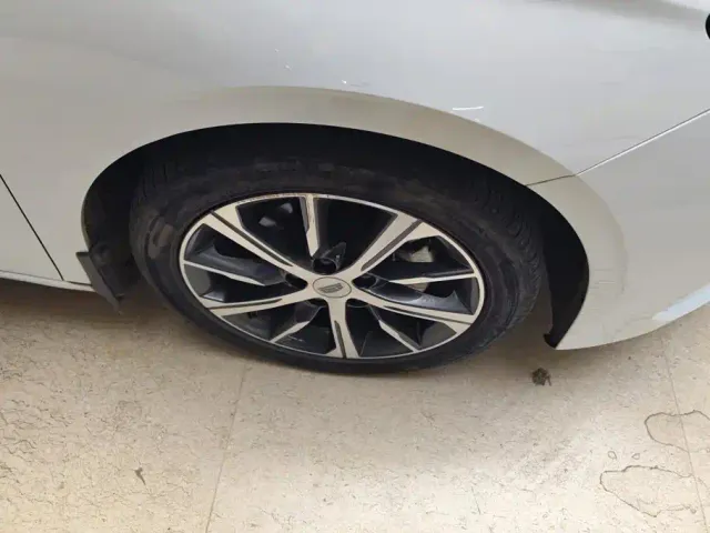 Geely Emgrand — Фото автомобиля 6