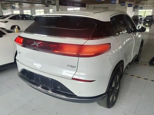 Xpeng G3 — Фото автомобиля 6