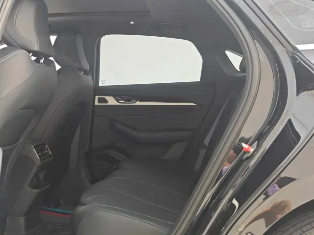 Geely Xingrui — Фото автомобиля 8