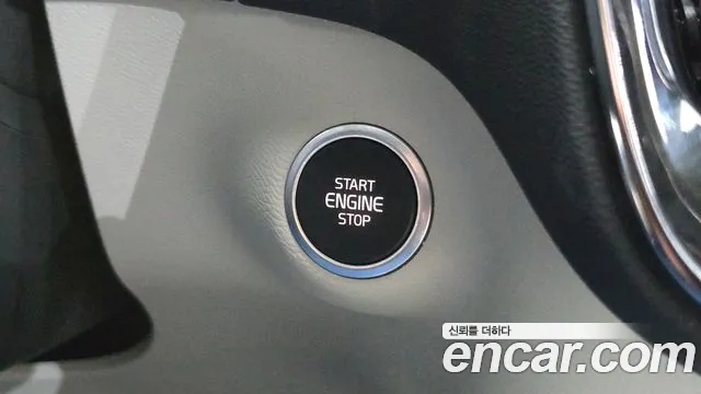 Вольво XC40 B4 Ultra Bright — Фото автомобиля 13