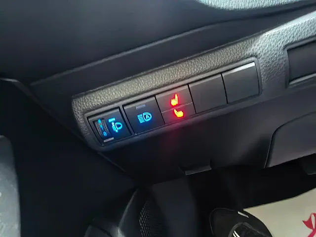 Toyota Corolla — Фото автомобиля 10