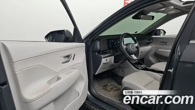 Hyundai Kona SX2 — Фото автомобиля 9