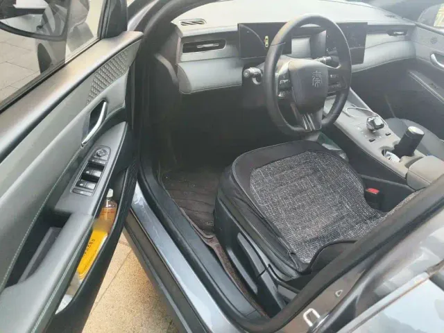 BYD Qin PLUS — Фото автомобиля 12