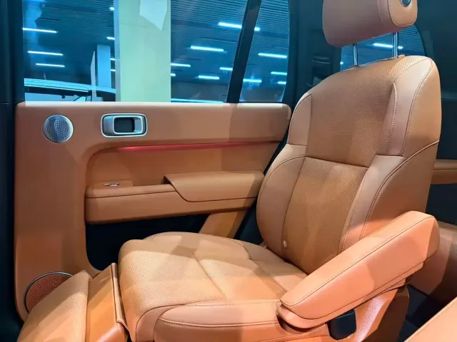 Li Auto L9 — Фото автомобиля 8