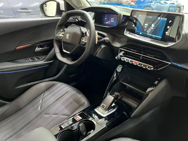 Peugeot 2008 — Фото автомобиля 18