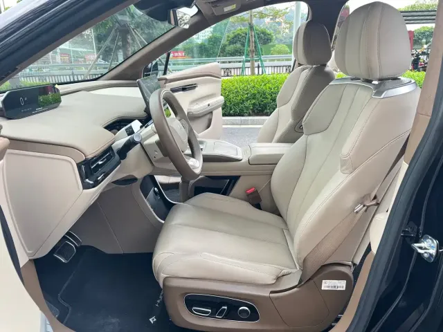 GAC Hyptec HT — Фото автомобиля 12