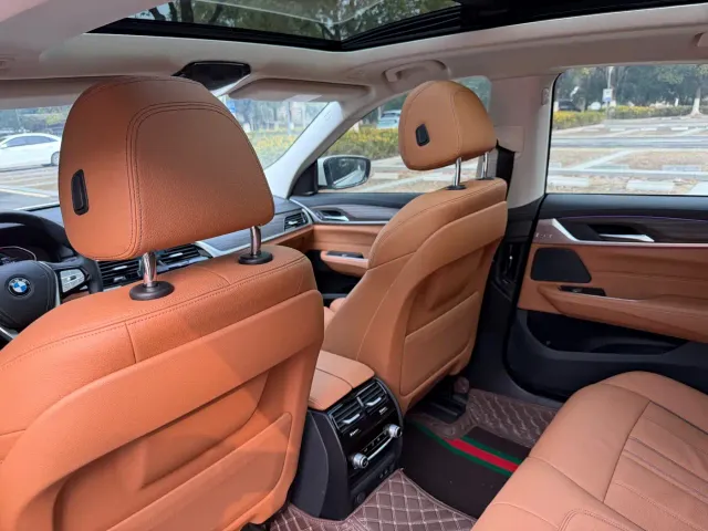 BMW 6 Series Gran Turismo — Фото автомобиля 6