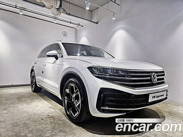 Фотография автомобиля — Volkswagen Touareg Generation 3