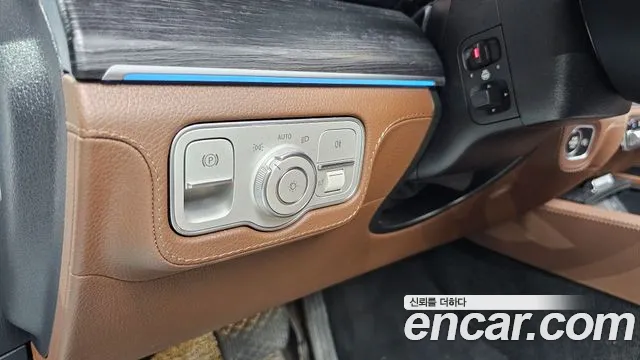 Mercedes-Benz GLE-Class — Фото автомобиля 24