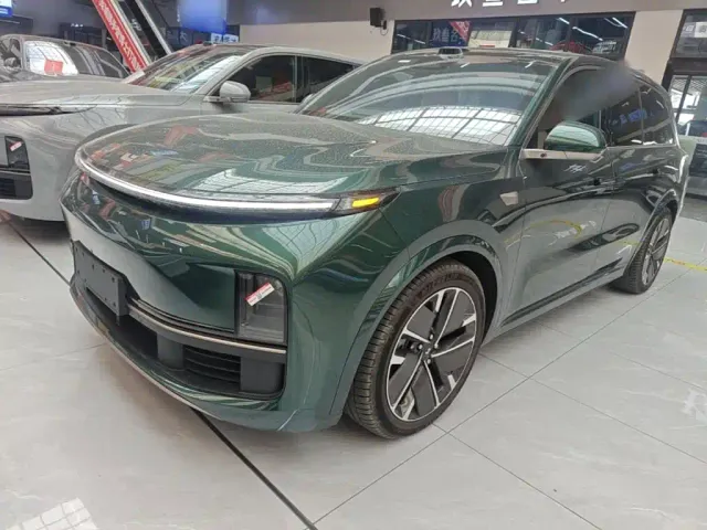 Фотография автомобиля — Li Auto L9