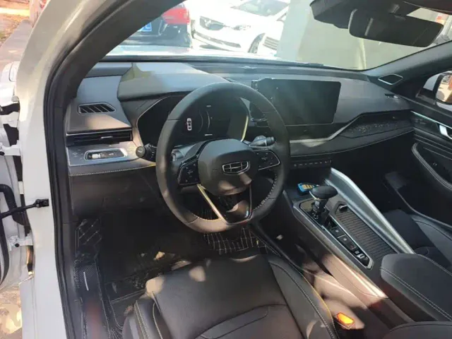 Geely Xingrui — Фото автомобиля 9