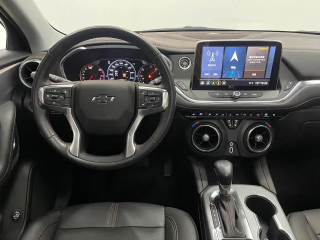 Chevrolet Trailblazer — Фото автомобиля 13