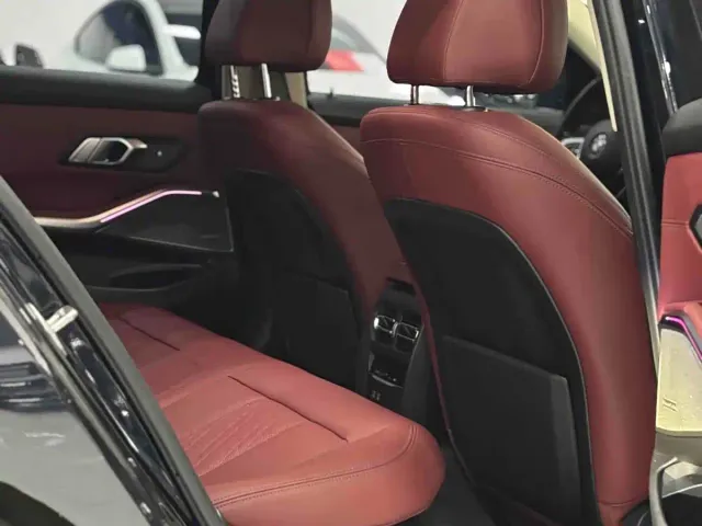 BMW 3 Series — Фото автомобиля 7