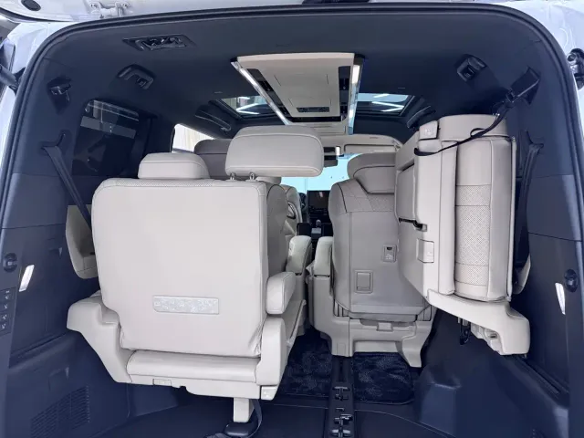 Toyota Alphard — Фото автомобиля 13