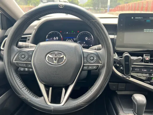 Toyota Camry — Фото автомобиля 14