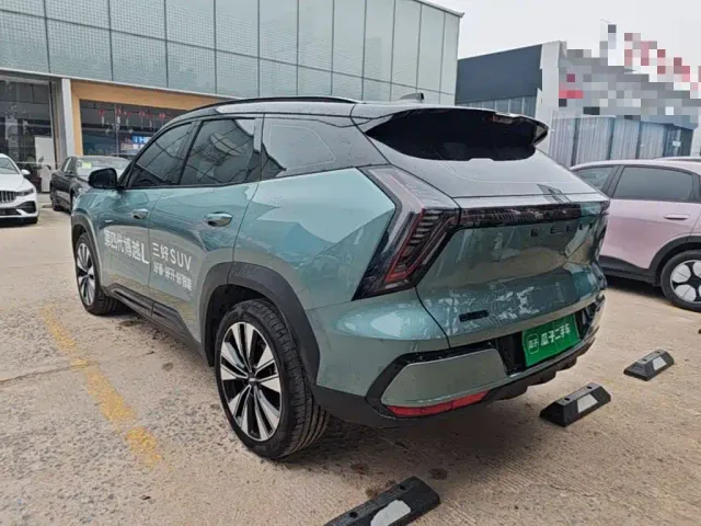 Geely Boyue L 2025 4th Gen 1.5TD DCT Splendor — Фото автомобиля 4