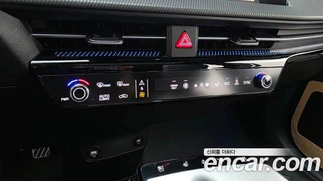 Kia EV6 — Фото автомобиля 19