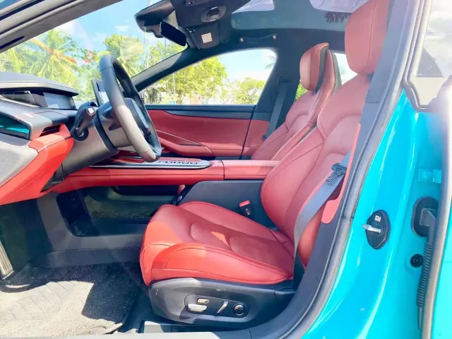 Xiaomi SU7 — Фото автомобиля 4