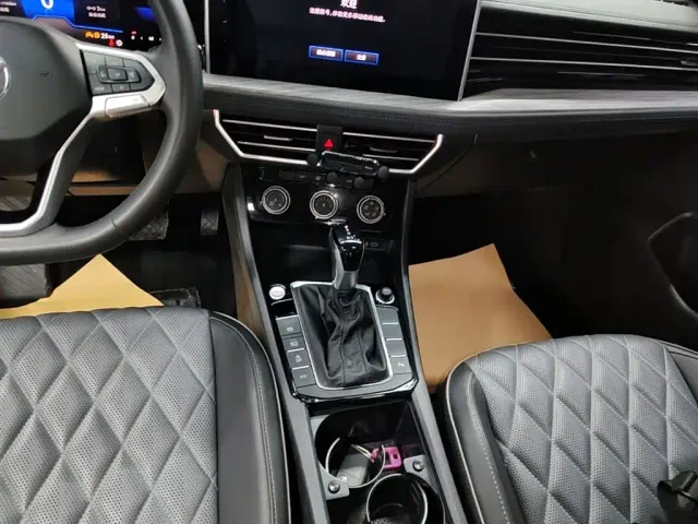Volkswagen Sagitar — Фото автомобиля 13