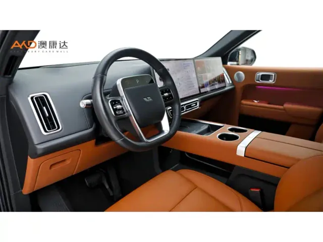 Li Auto L8 — Фото автомобиля 6