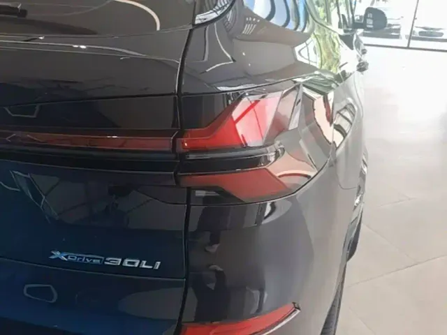 BMW X5 — Фото автомобиля 7