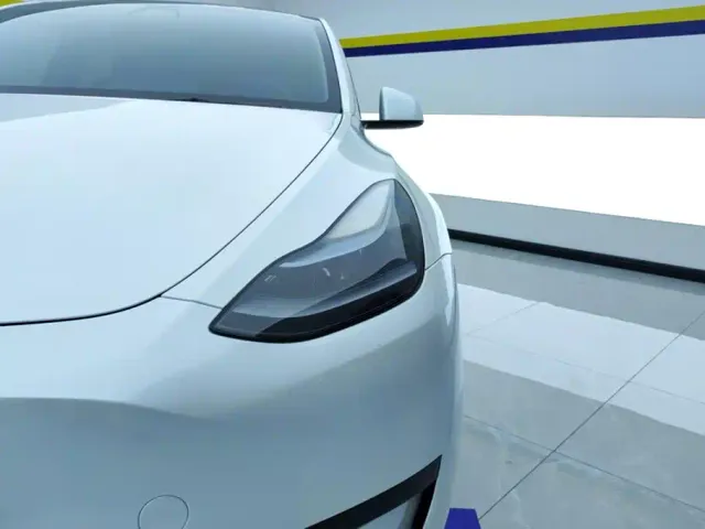 Tesla Model Y — Фото автомобиля 5