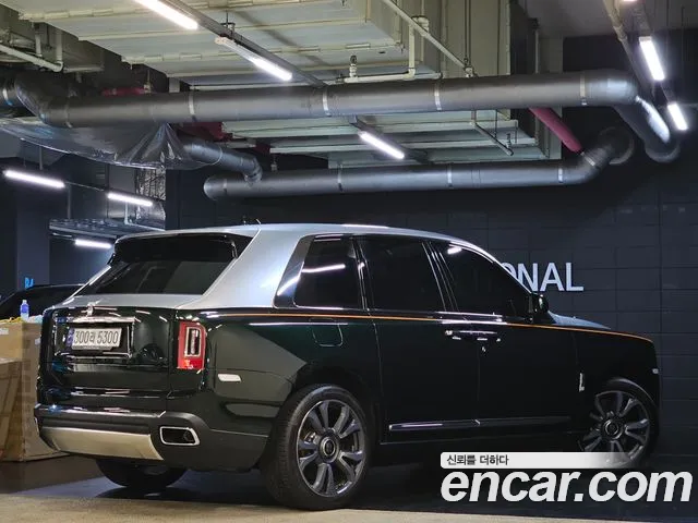 Rolls-Royce Cullinan — Фото автомобиля 8