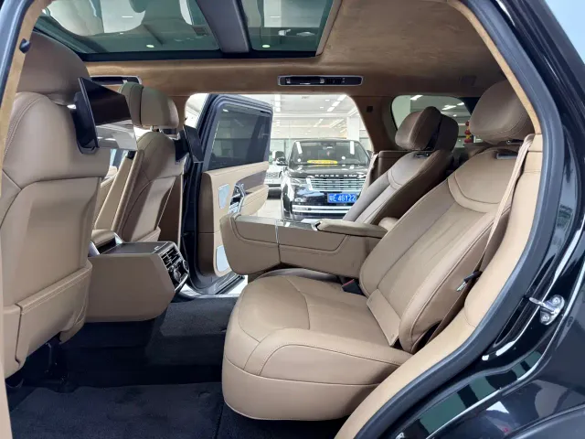 Land Rover Range Rover — Фото автомобиля 11