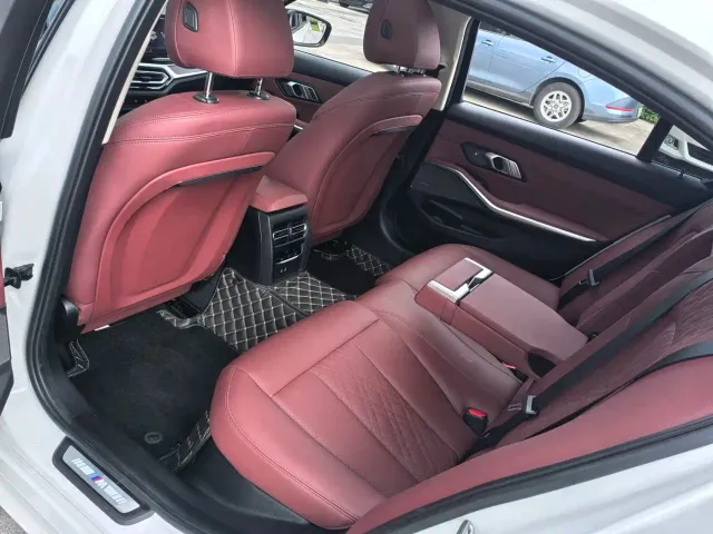 BMW 3 Series — Фото автомобиля 16