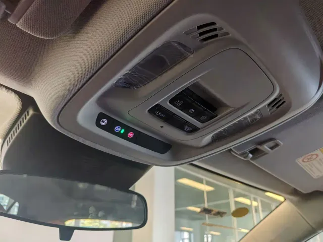 Buick Envision S — Фото автомобиля 12