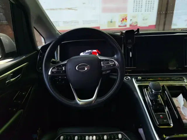 GAC Trumpchi M8 — Фото автомобиля 2