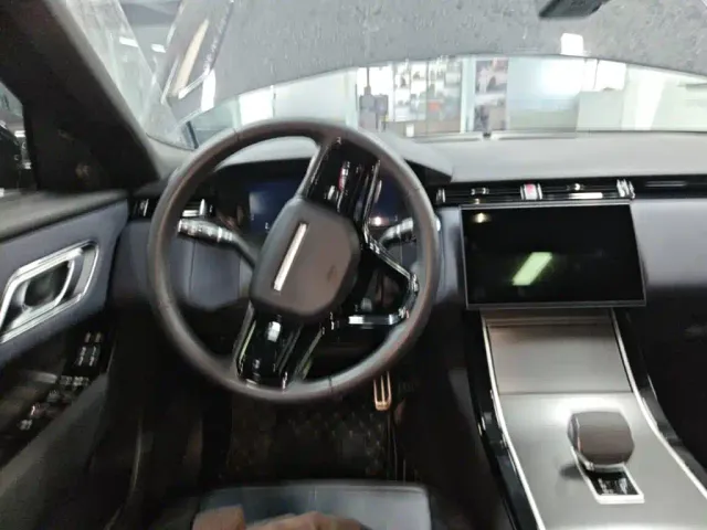 Land Rover Range Rover Velar — Фото автомобиля 10