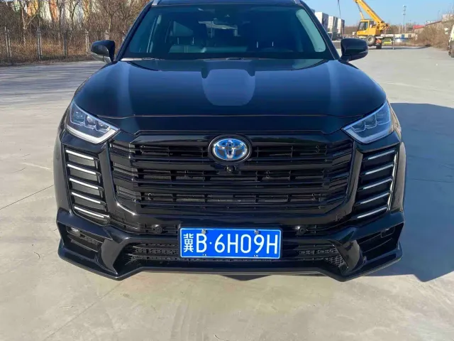 Toyota Highlander — Фото автомобиля 2