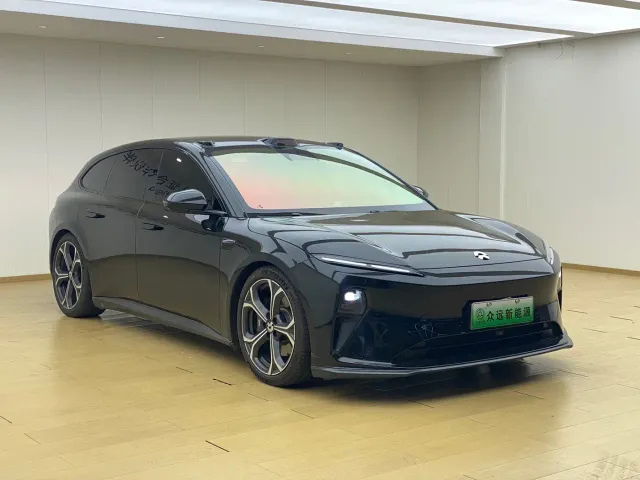 Nio ET5 Touring — Фото автомобиля 4