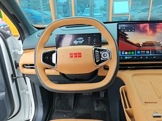Geely Galaxy Starship 7 EM-i — Фото автомобиля 10