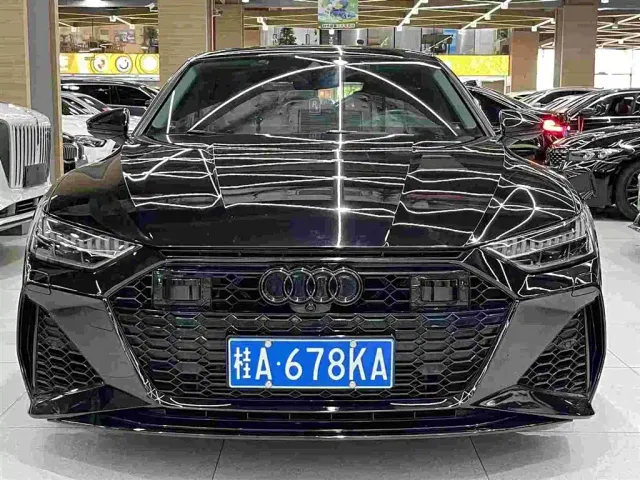 Audi A7L — Фото автомобиля 2